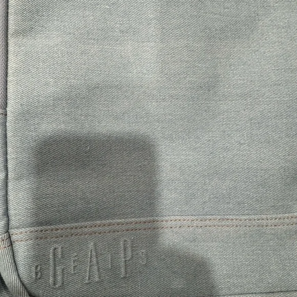 New GAP BÉIS Collaboration Travel Backpack - Picture 2 of 7